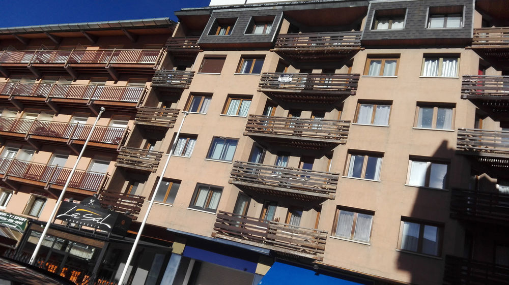 Apartamentos Pie De Pistas Mikka 3000 Pas de la Case Extérieur photo